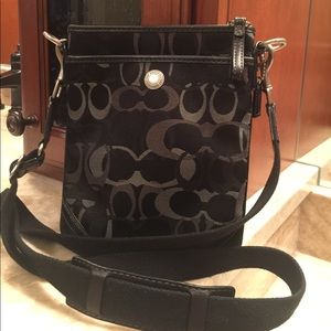 Cross body purse