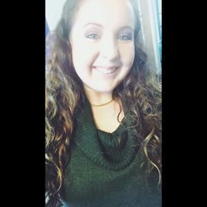 Meet your Posher, Lexi