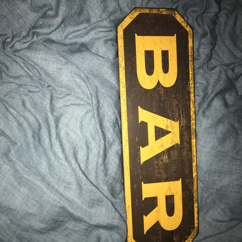 BAR sign