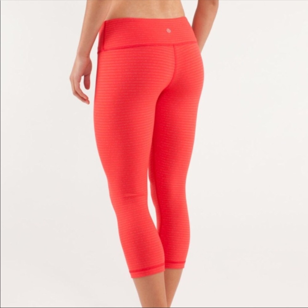 Lululemon Wunder Under Crops