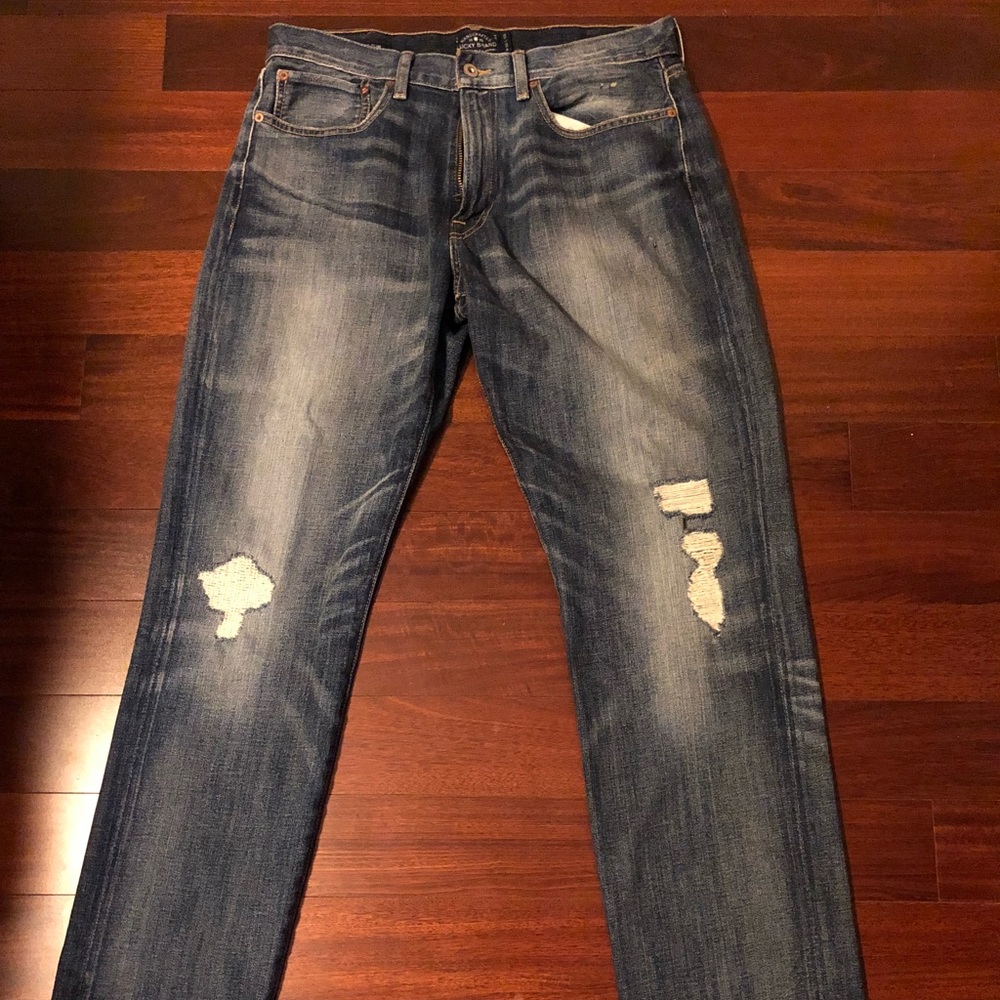 Lucky Brand 121 Heritage slim straight 32x32