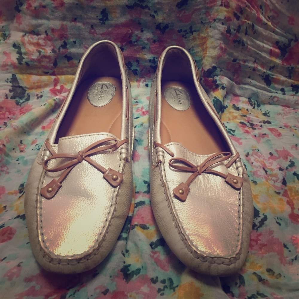Clark's gold flats