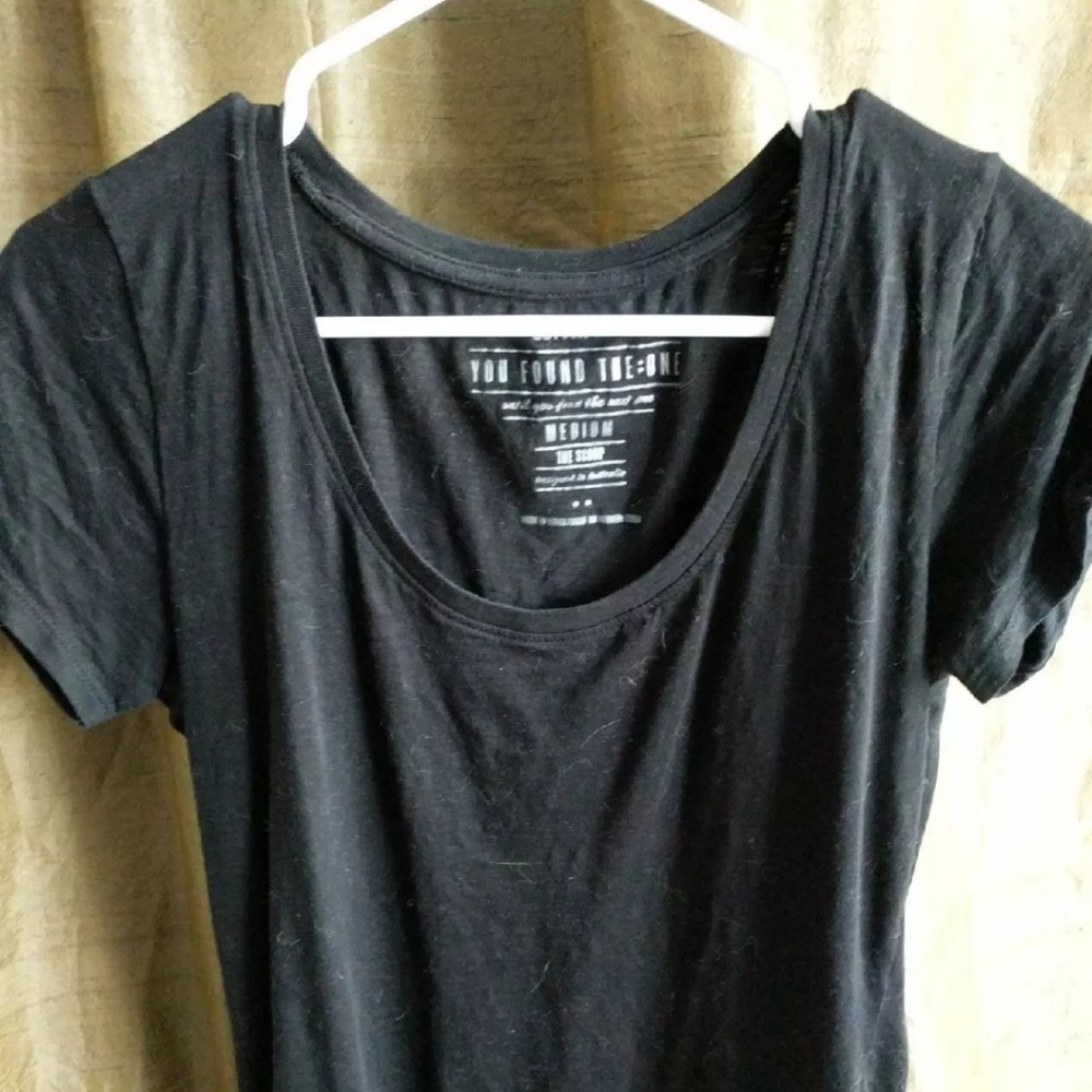 Black scoop shirt