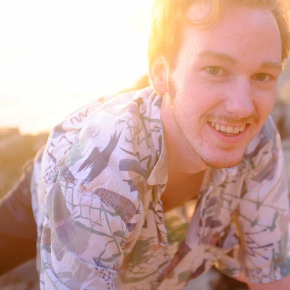 Meet your Posher, Chris - Picture 1 of 1