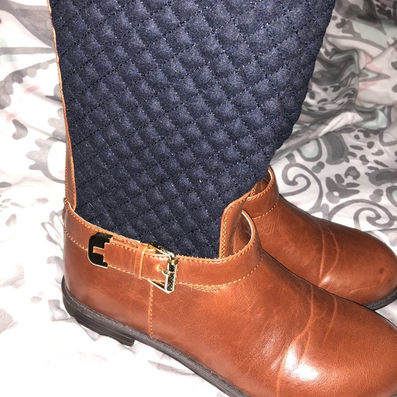 Tommy Hilfiger Boots: Big Girl Size 5 (Women’s 7) - Picture 3 of 4