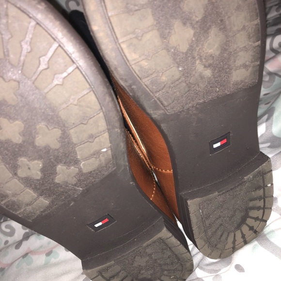 Tommy Hilfiger Boots: Big Girl Size 5 (Women’s 7) - Picture 4 of 4
