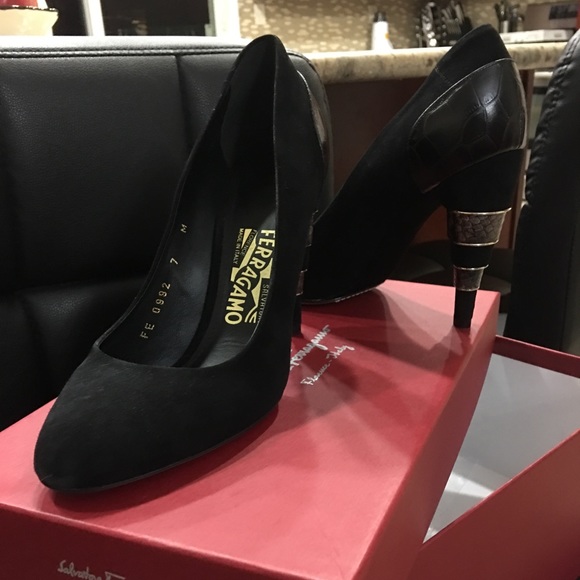 Salvatore Ferragamo Shoes - Salvatore Ferragamo black suede “Like” heel
