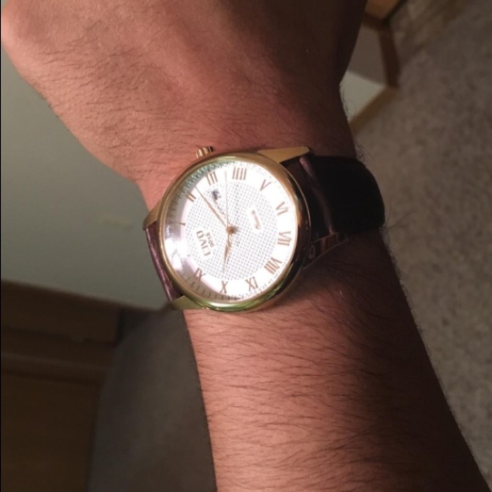 Watch - Picture 2 of 2