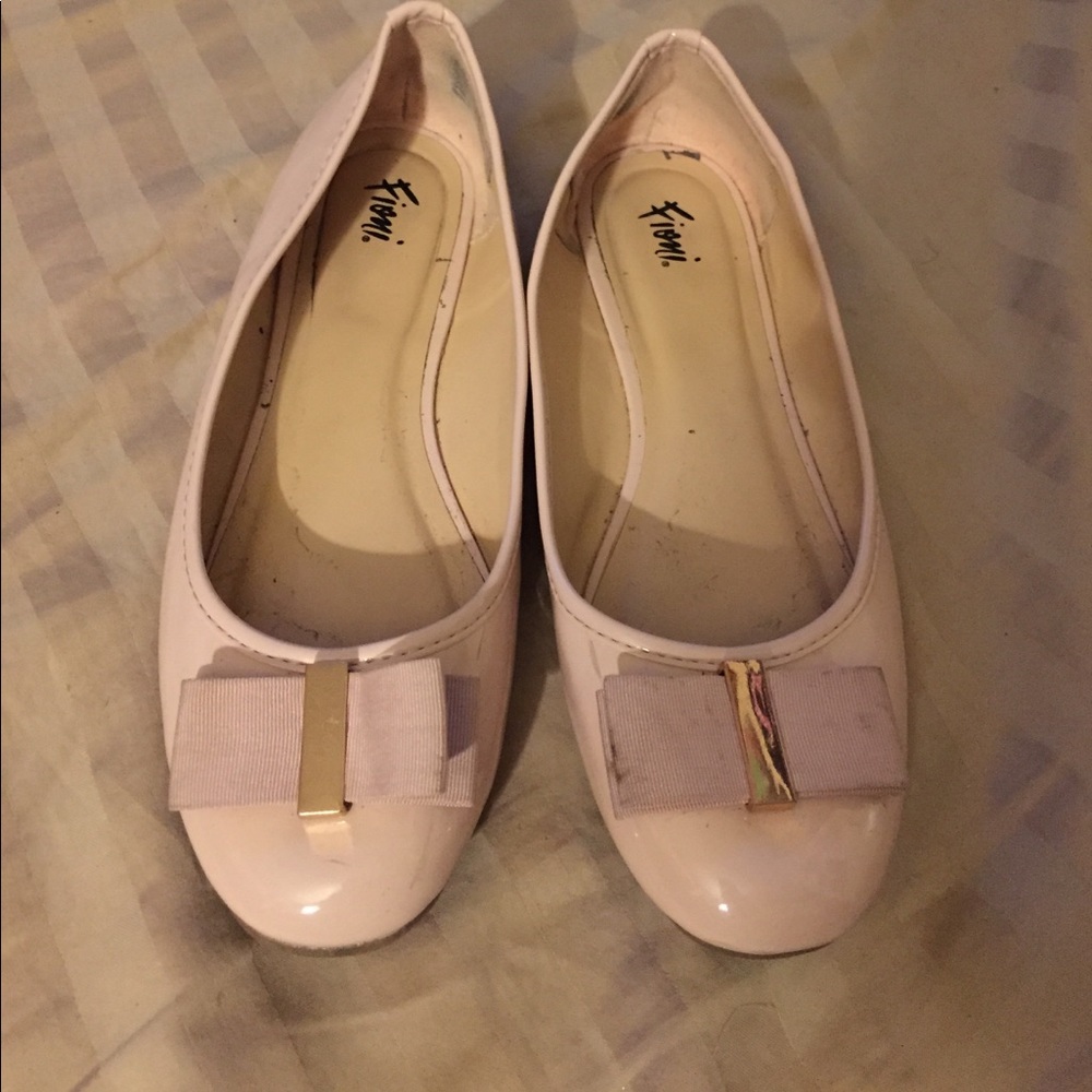 Pink flats