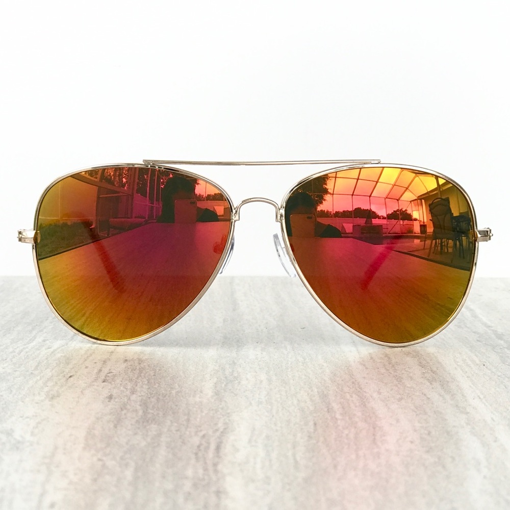 Red Tear Drop “Taylor” Mirrored Aviators