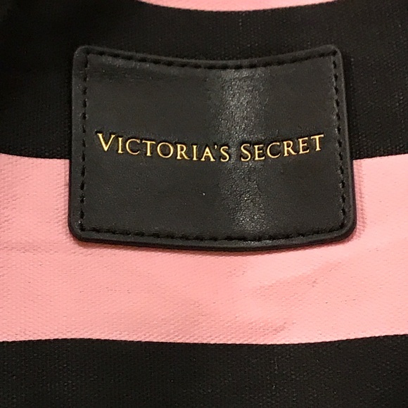 ๐ Victoriaโs Secret brand womenโs black and pink striped tote - Picture 3 of 4