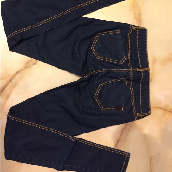 Skinny jeans - Picture 2 of 3