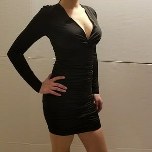 NWT GUESS Long-Sleeve Knot-Front Stretch Jersey Dr