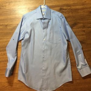 Van Heusen fitted dress shirt 15.5 32/33