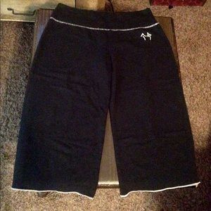 Green Apple Bamboo Yoga Athletic Capri Pants M