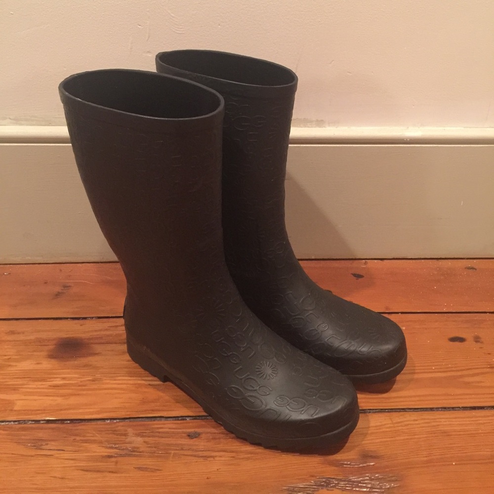 UGG rain boots