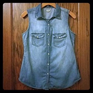 Ali & Kris denim top