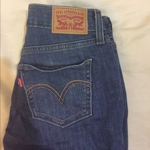 Levi’s 535 super skinny jeans