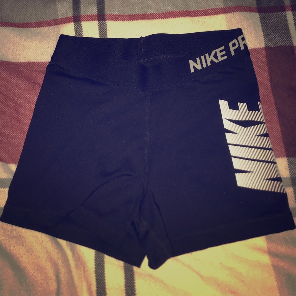 Nike PRO Shorts Size S