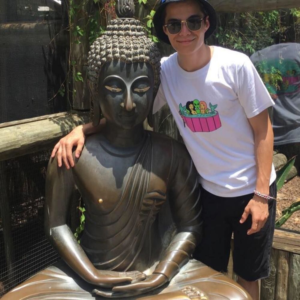 Meet your Posher, Miles