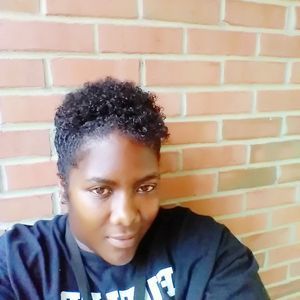 Meet your Posher, Lakeshia