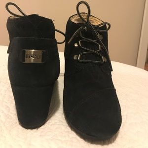 TOMS lined wedge booties