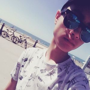 Meet your Posher, Henry