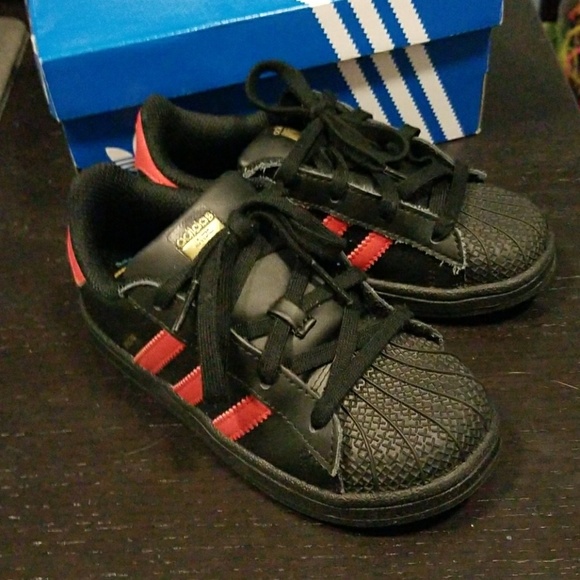 adidas superstar toddler black