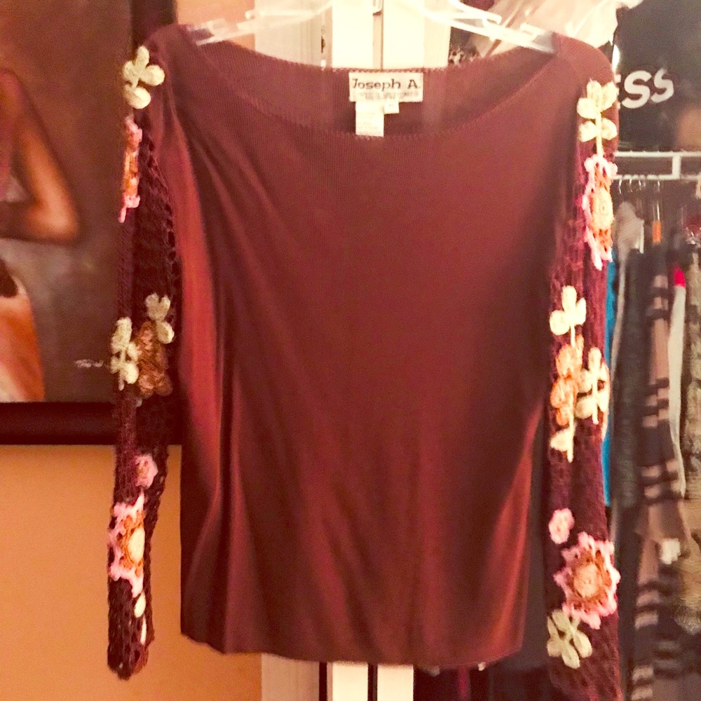 One of a kind brown sweater with crochet flowers