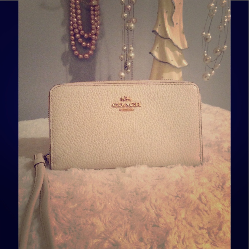 Coach Creamy White Wristlet