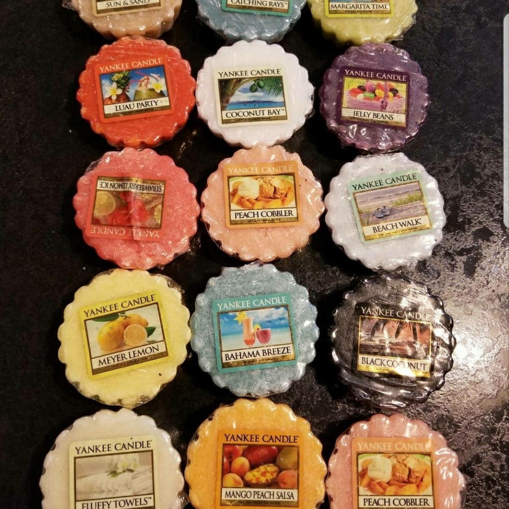 16 Yankee Candle Wax Melts!