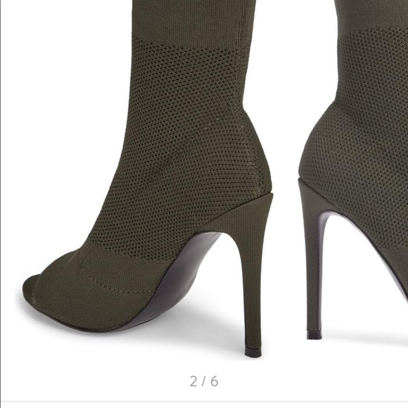 NEW Steve Madden Kristi Bootie (knit/sock style) - Picture 3 of 3