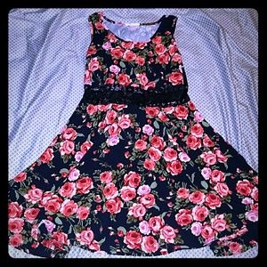 Wildest Dreams Floral lace Dress