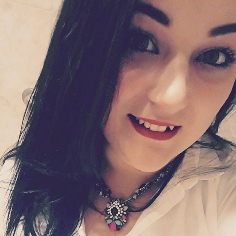 Meet your Posher, Jennifer