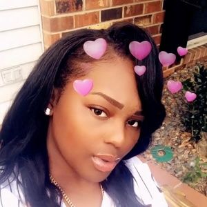 Meet your Posher, Imani