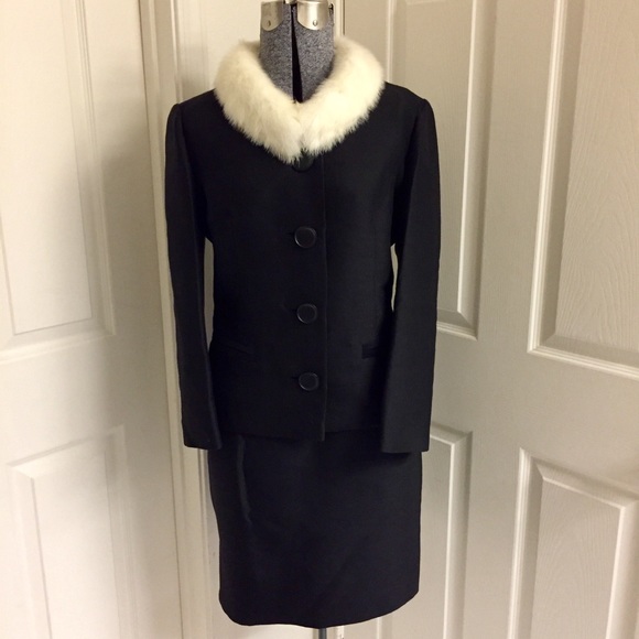 GLAMOROUS vintage dress suit! - Picture 5 of 9