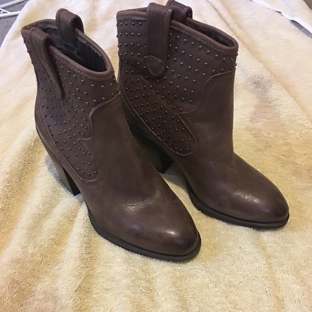 Short Booties