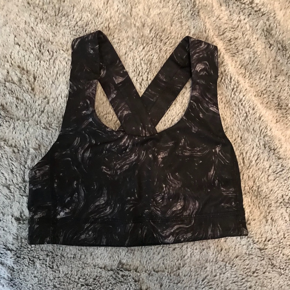 Lululemon Sports Bra Size 2 NWOT