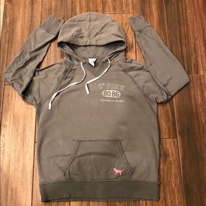 💦 LN PINK by Victoria Secret brand Very comfy Sweatshirt! Phi Beta