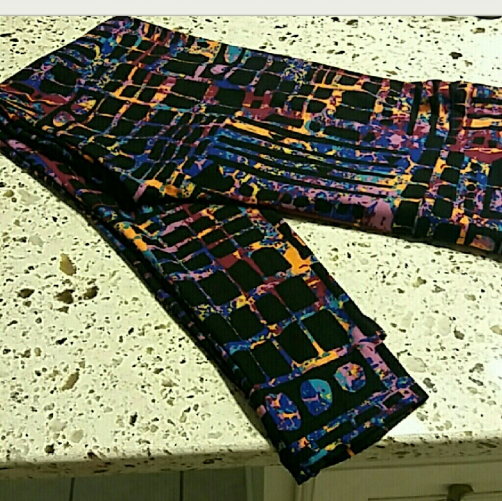 Lularoe Leggings New Pretty TC