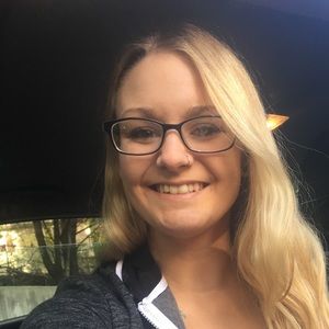 Meet your Posher, Katie