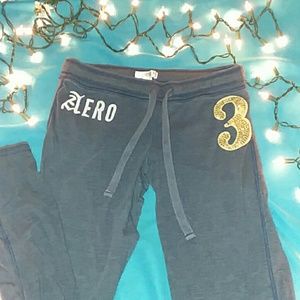 Aero comfy sweats. 💙💎