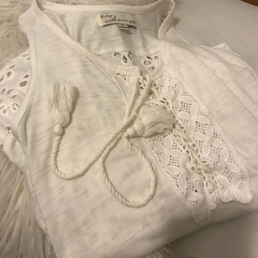 Vintage Havana White Tank With Crochet Details 💕