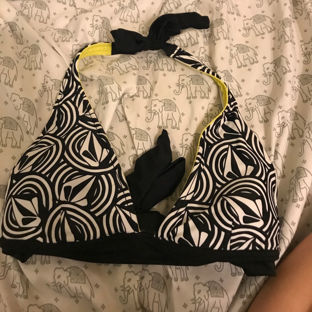 Reversible Volcom bathing suit top