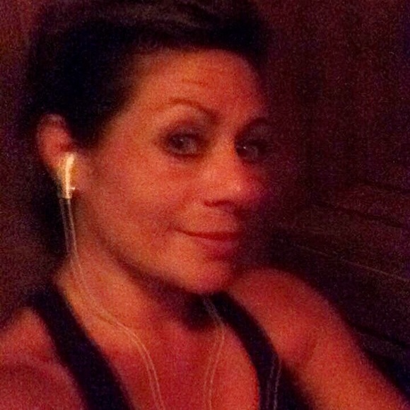 Meet your Posher, Wendy - Picture 1 of 1