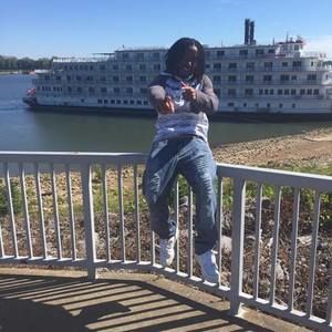 Meet your Posher, Vincent