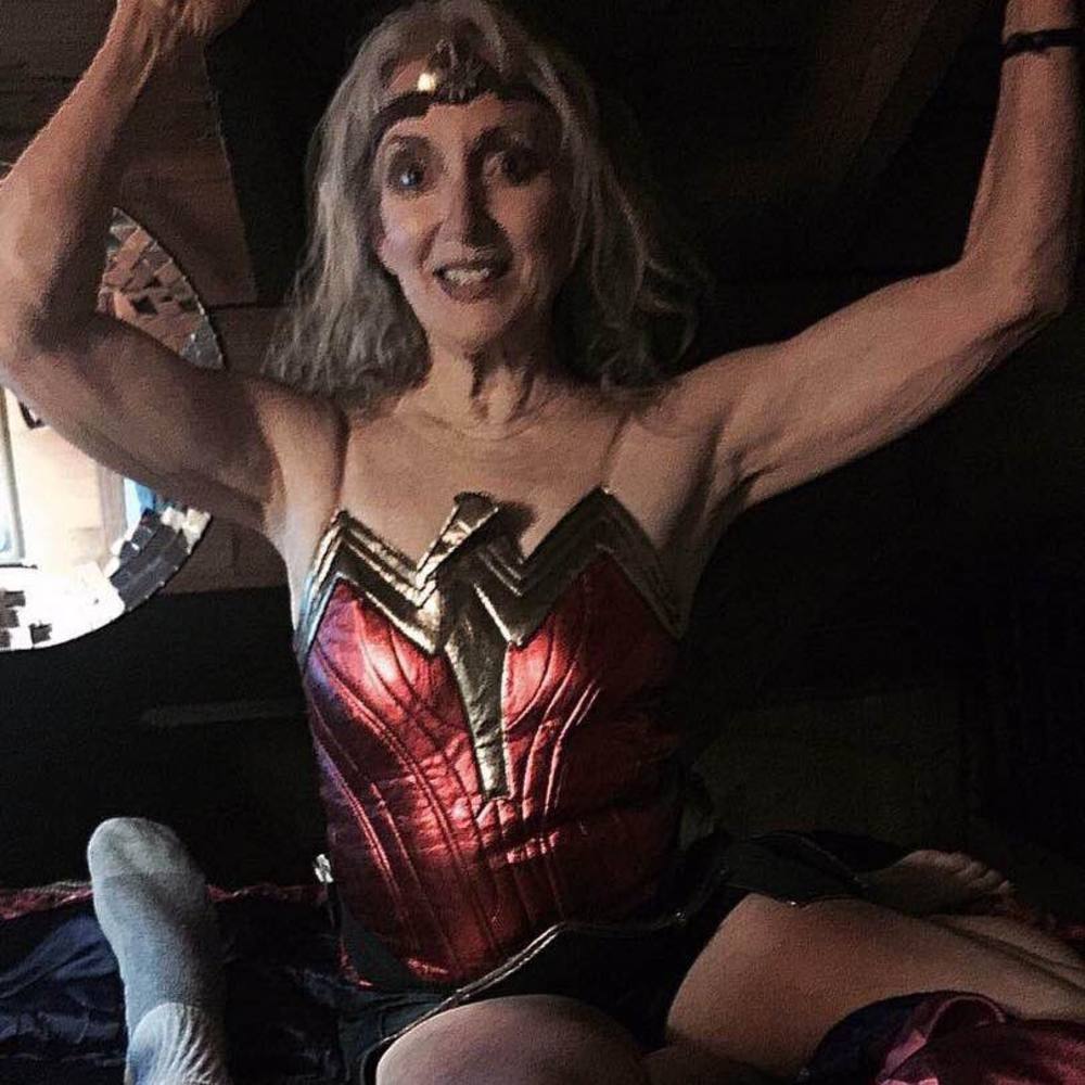 Meet your Posher, Robin