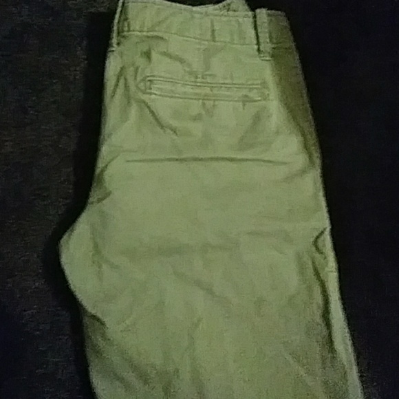 clothes - Picture 2 of 2