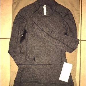 NWT Lululemon Think Fast Long sleeve Size 4