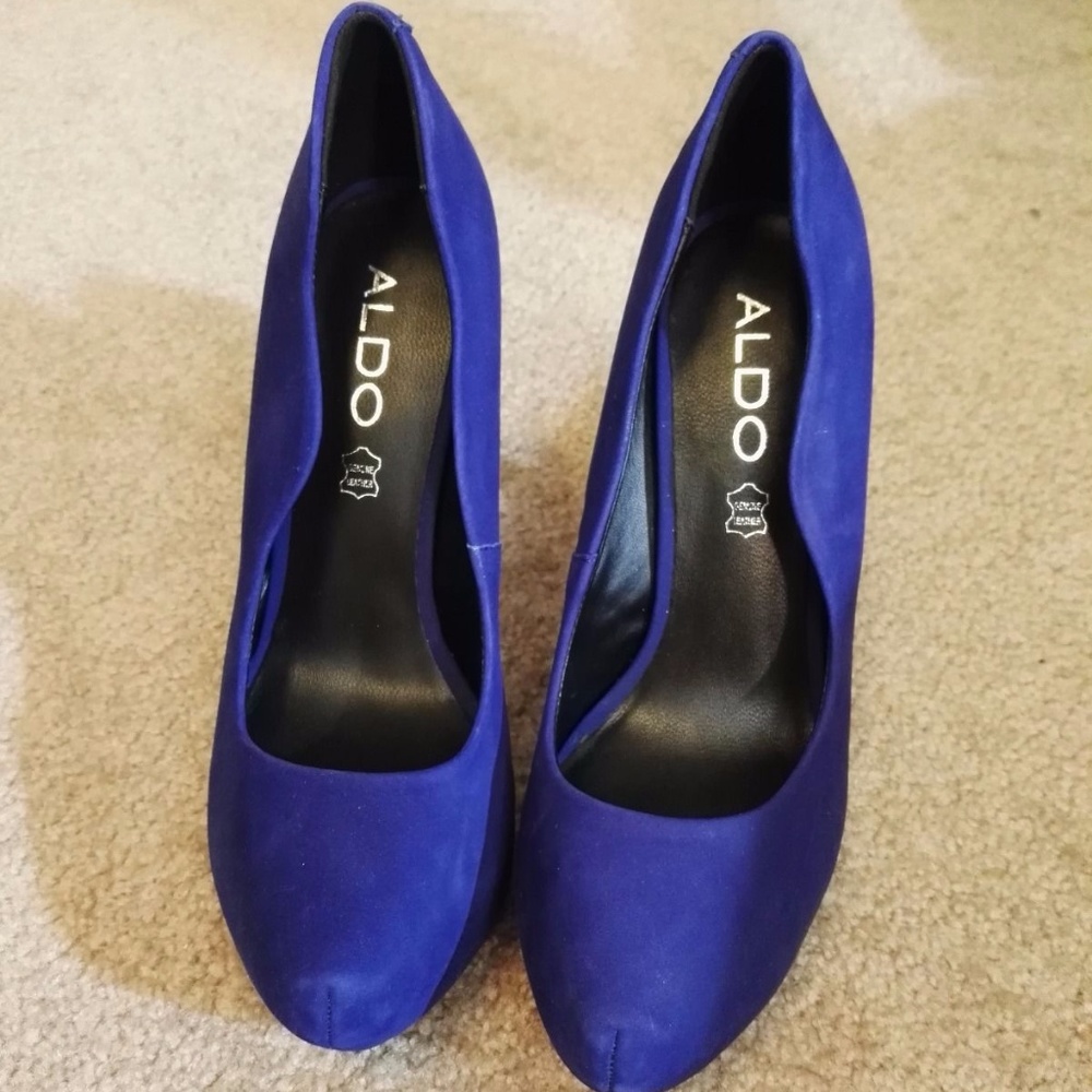 aldo blue heels